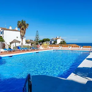 apartament-masion-beachfront-apartments-with-sea-views.1costadelsol.com/
